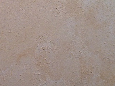 texture wall with latte color wash